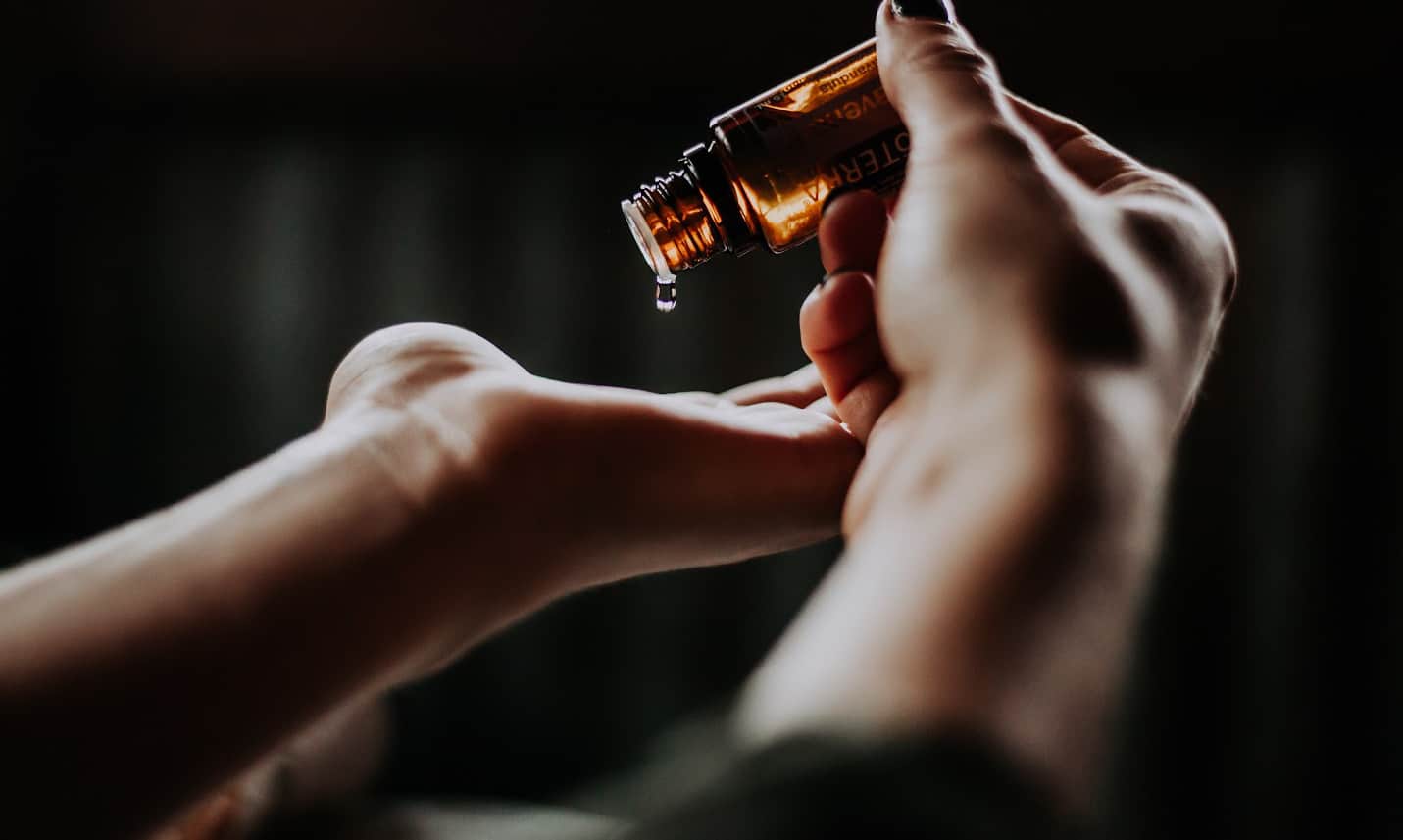 Sometimes you need to be able to take advantage of aromatherapy even when you’re away from home. Here are five ways to help you be able to do that.