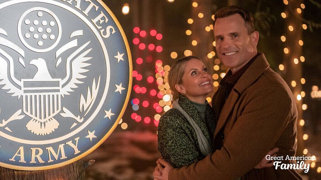 My Christmas Hero Movie and Giveaway 2 My Christmas Hero Movie and Giveaway 2