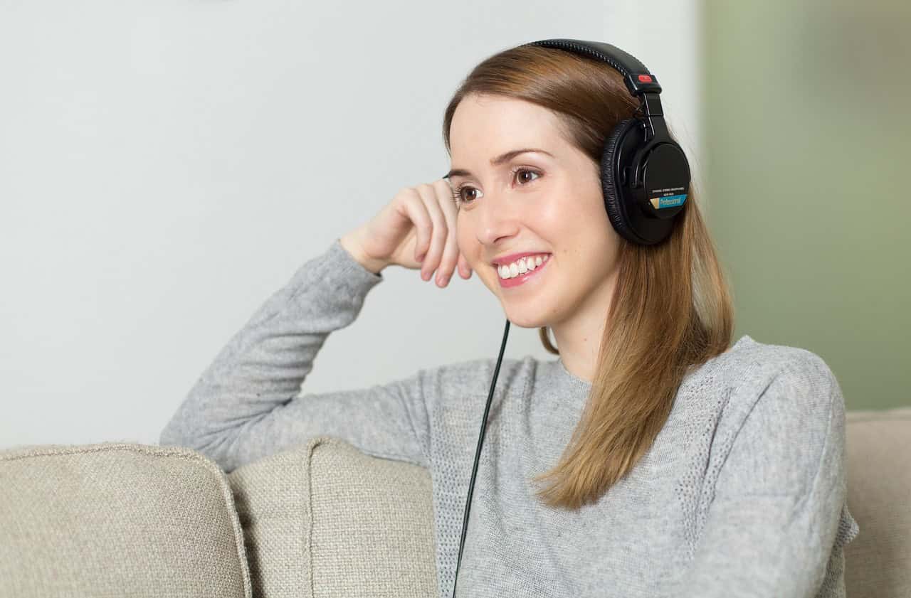 Learn top tips to keep your smile bright and youthful! Discover effective dental care routines, whitening secrets, and simple habits for a dazzling smile.