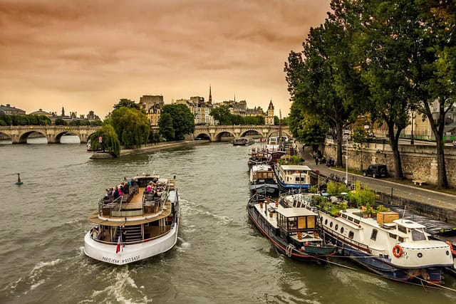 7 Picture-Perfect Places in Paris for Family Fun and Lifelong Memories